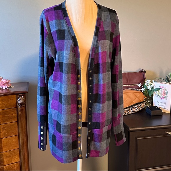 Hawthorne Snap Sweater - Picture 1 of 4